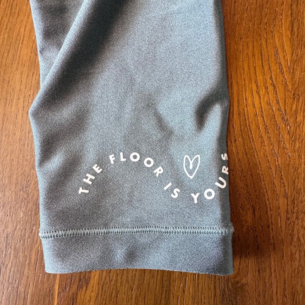 ATHLETA GIRL X SIMONE BILES Brushstroke Leggings Girls 7 S Gymnastics Abstract - Picture 4 of 7